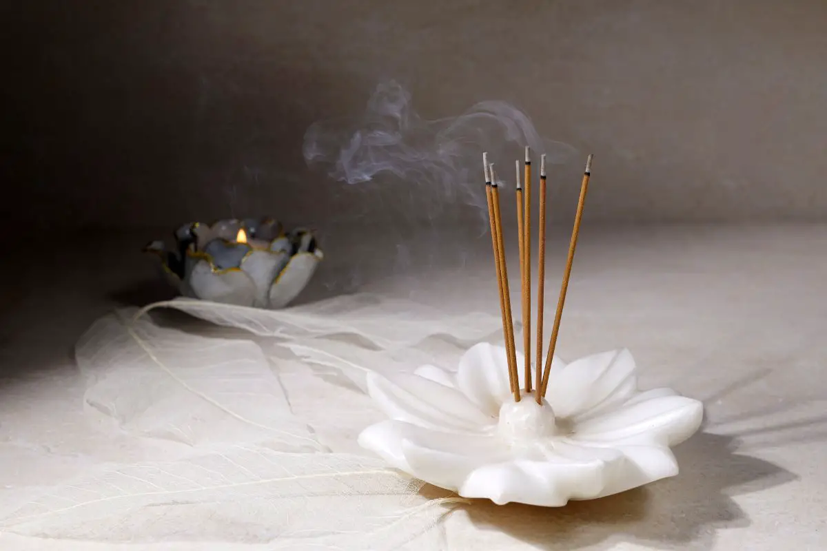 why-does-incense-smoke-follow-me-spiritually-unraveling-the-mystery